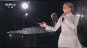 席琳迪翁在埃菲尔铁塔压轴演唱 #巴黎奥运会开幕式#Céline Dion#Hymne A L'Amour (爱的颂歌)